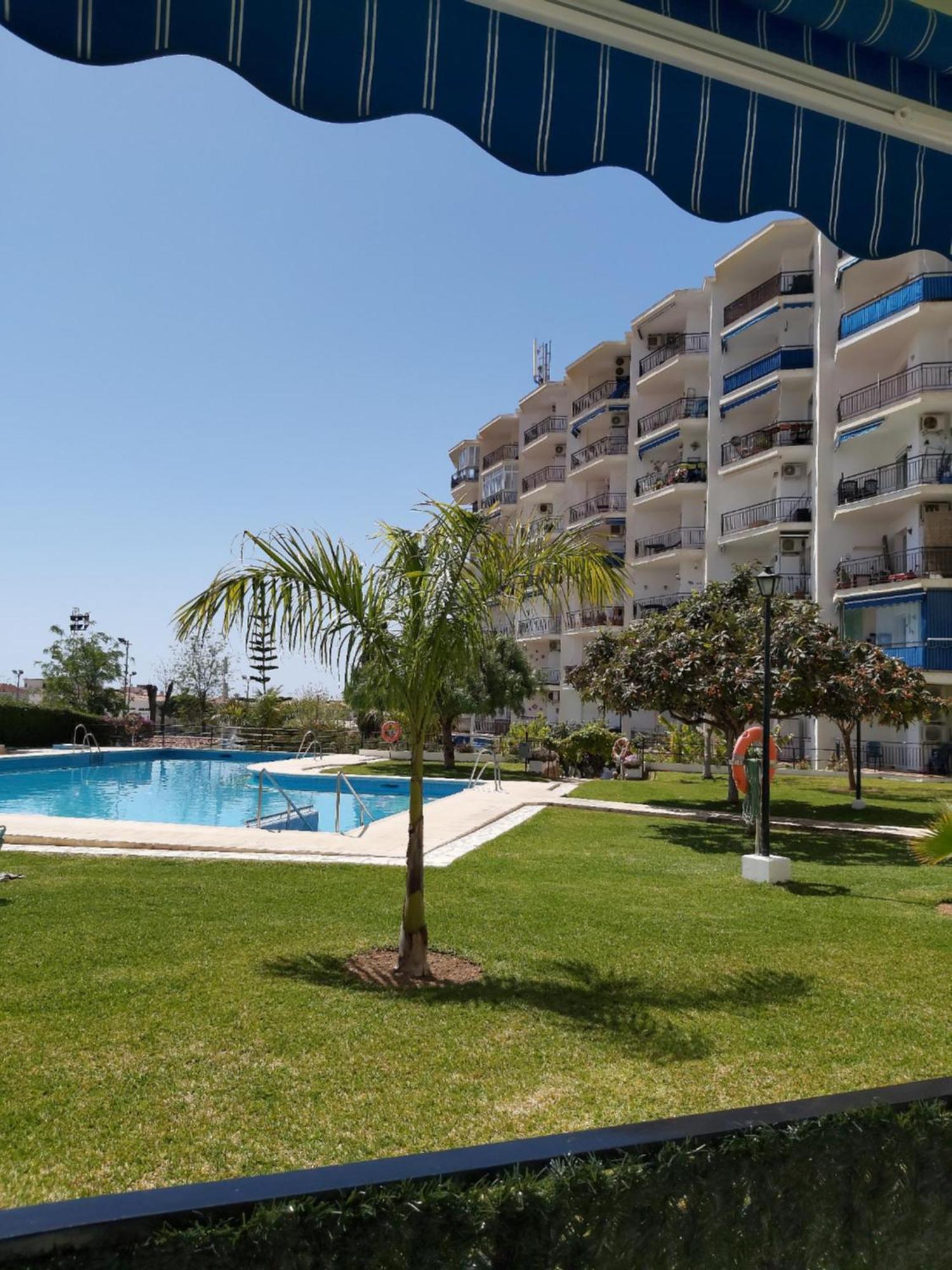 Apartamento La Casa Del Abuelo Nerja Exterior foto