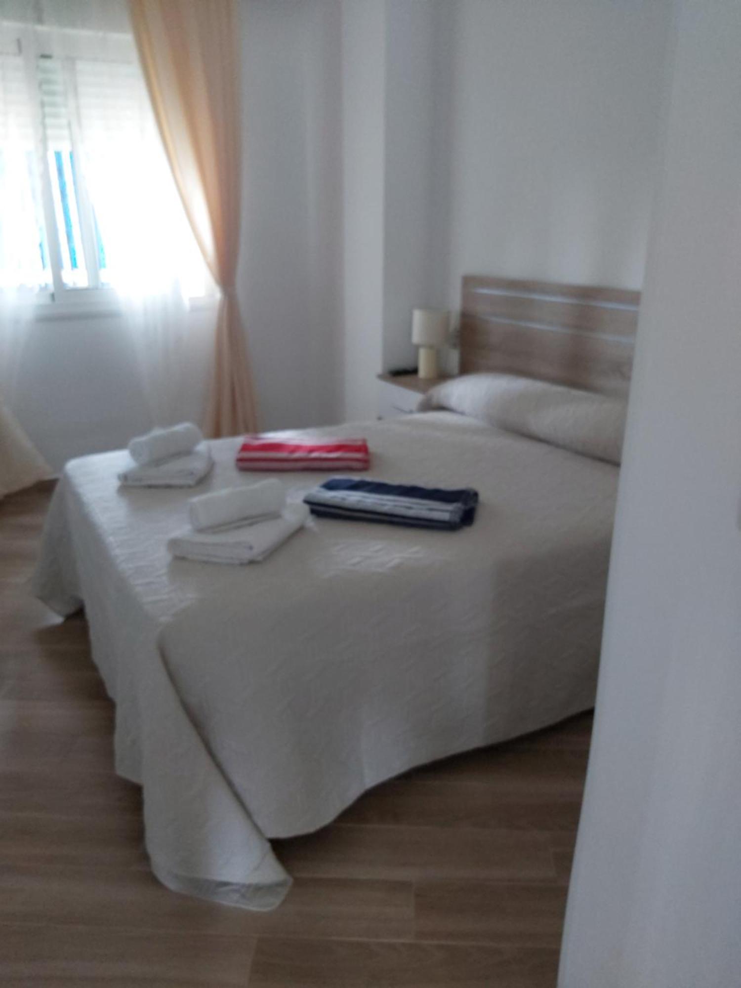 Apartamento La Casa Del Abuelo Nerja Exterior foto