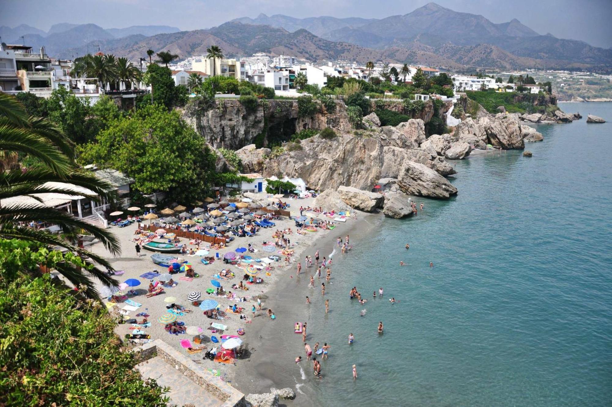 Apartamento La Casa Del Abuelo Nerja Exterior foto